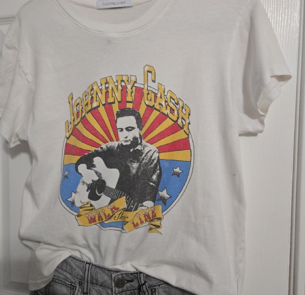 DAYDREAMER White Johnny Cash Tee & HIDDEN SHORTS - Picture 2 of 5